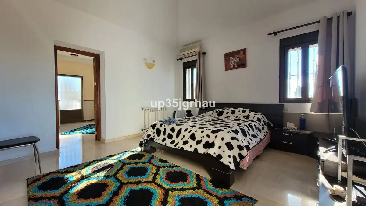 Villa mit Pool zum Verkauf in Avenida Benamara 15, imagen 14