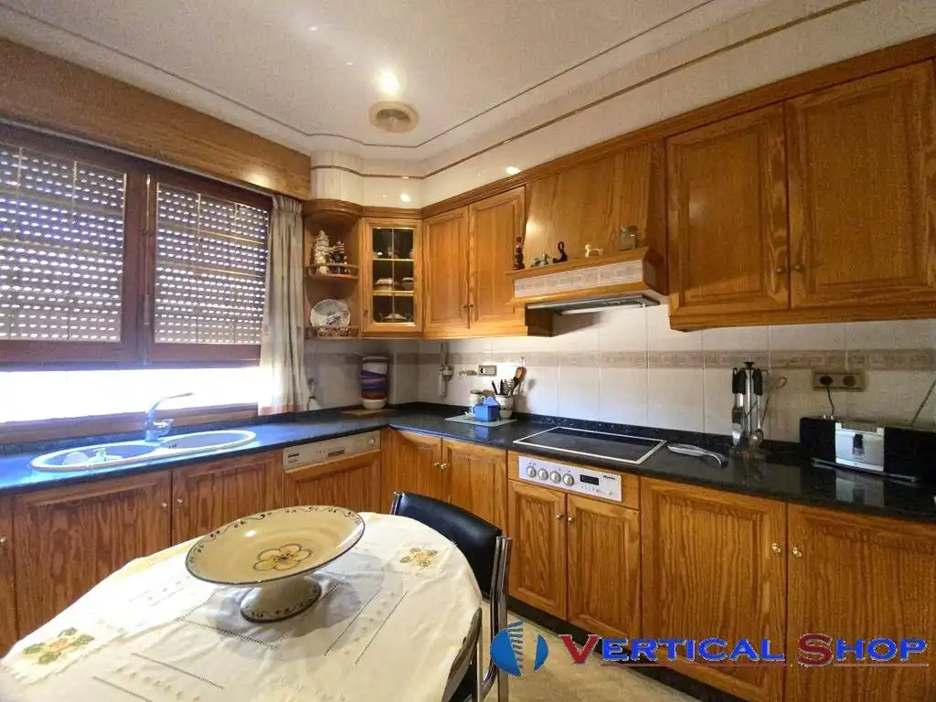 Flat for sale in Atleta Antonio Amorós, imagen 2