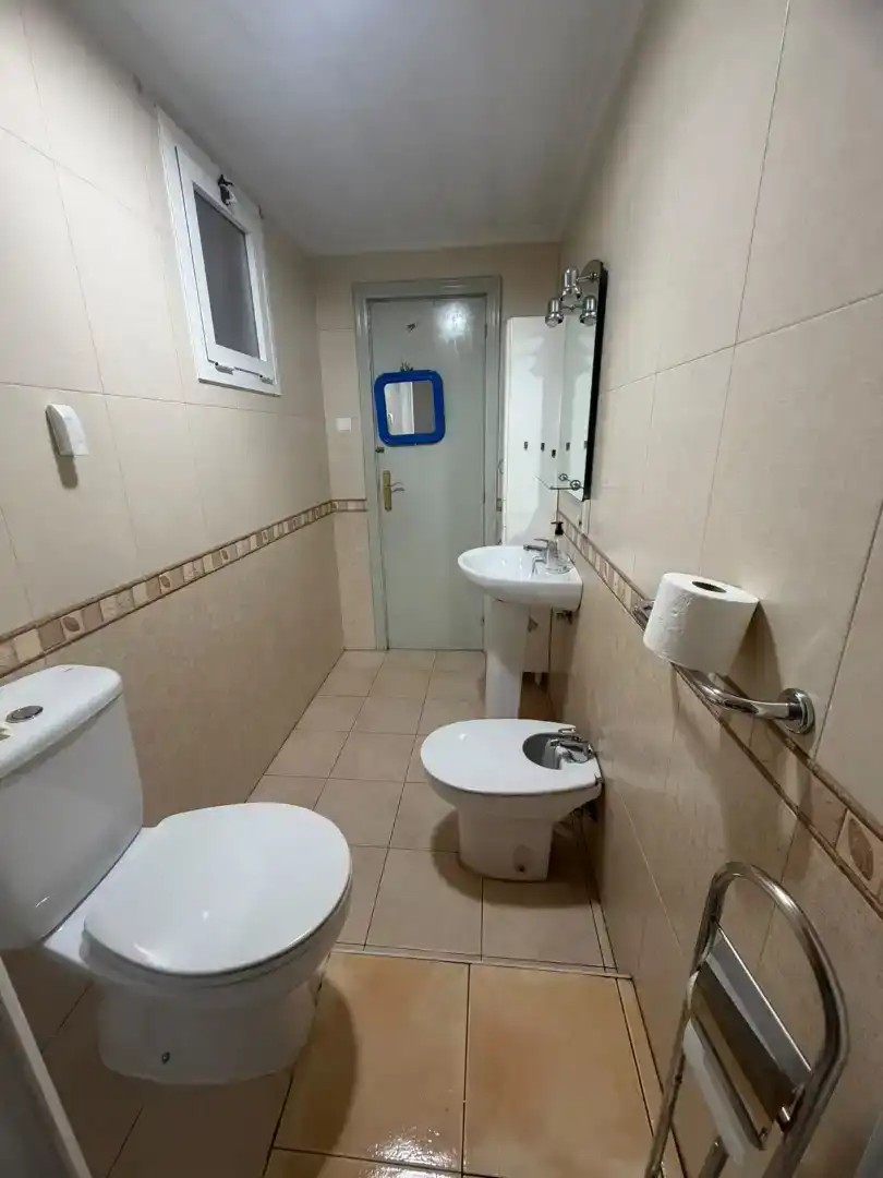 Bany de Pis de lloguer en Elche ciudad