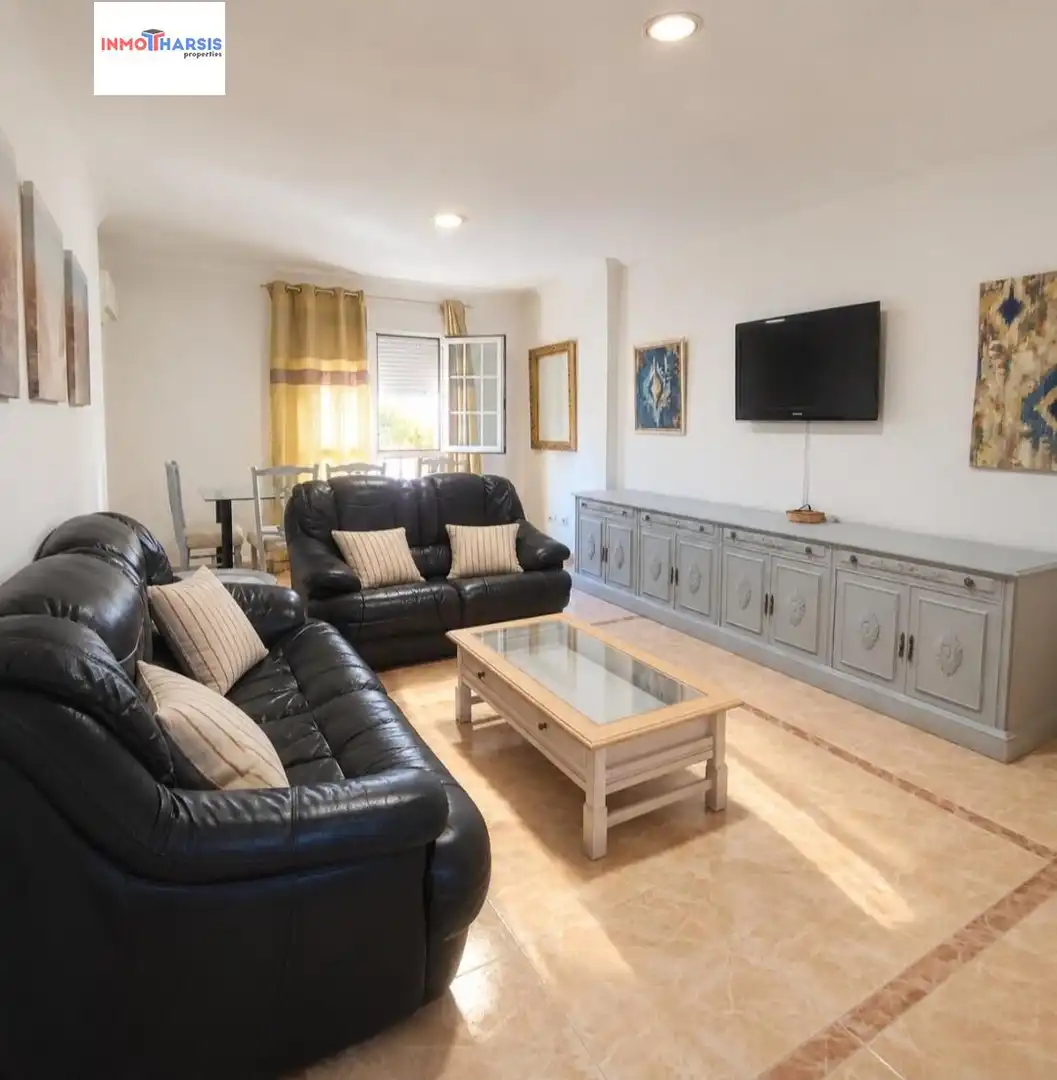 Sala d'estar de Pis de lloguer en Almería amb Aire condicionat, Calefacció i Jardí privat