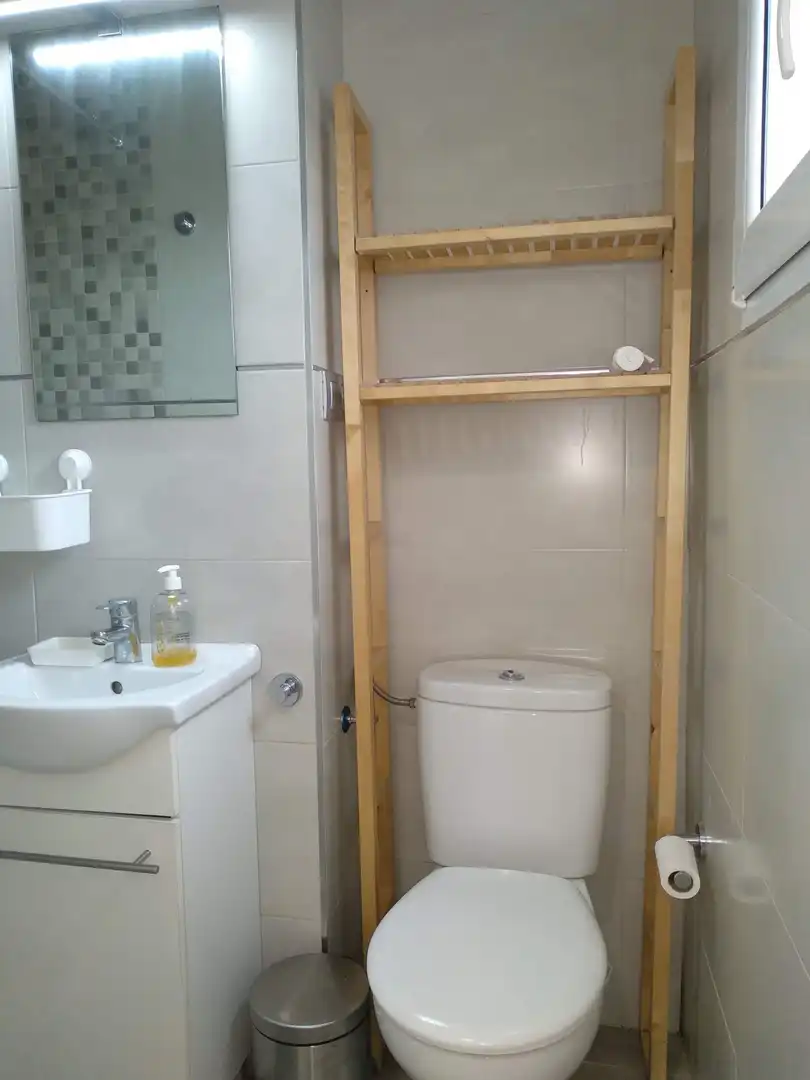 Baño de Piso de alquiler en Valencia con Aire acondicionado y Amueblado