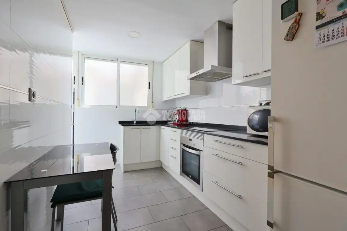 Kitchen of Flat for sale in Sagunto / Sagunt  with Air Conditioner, Furnished and Balcony