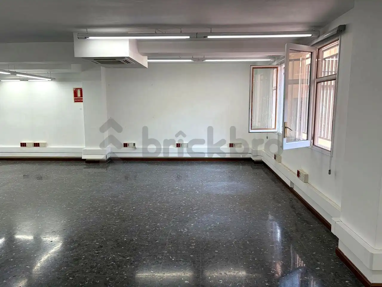 Oficina en venda en Barcelona amb Aire condicionat i Calefacció