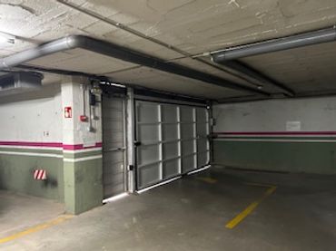 Individual con ascensor en venta en Carrer de Dante