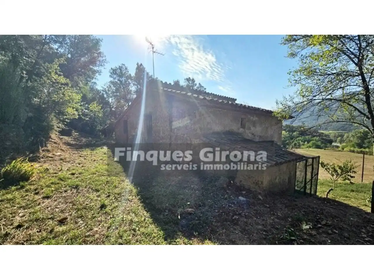 Casa rústica amb jardí en venda a Calle CAN CUCUT, imagen 41