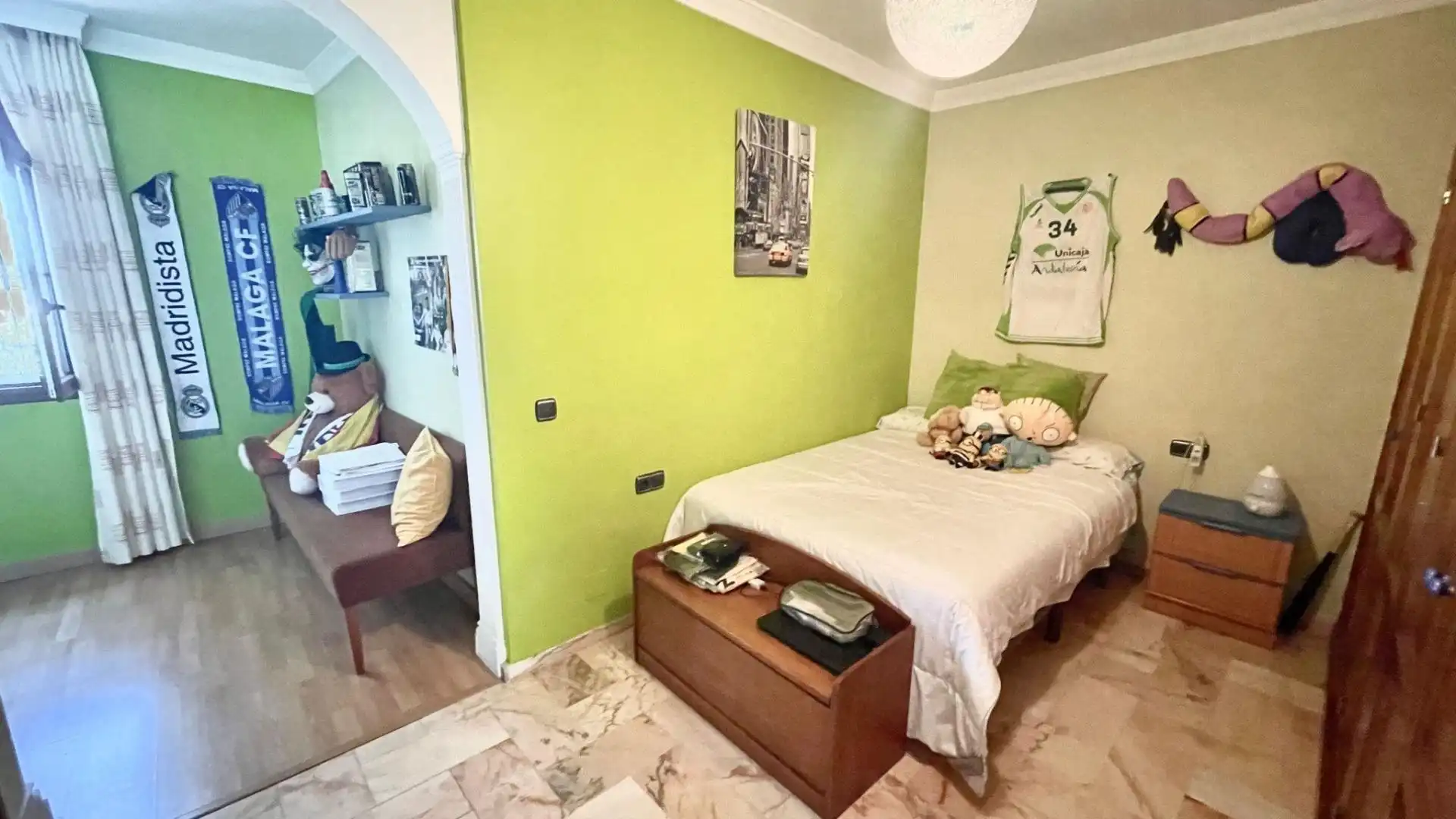 Dormitori de Casa o xalet en venda en Alhaurín de la Torre amb Aire condicionat, Jardí privat i Terrassa