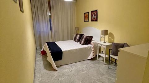 Foto 4 de Piso de alquiler en La Buhaira,  Sevilla Capital