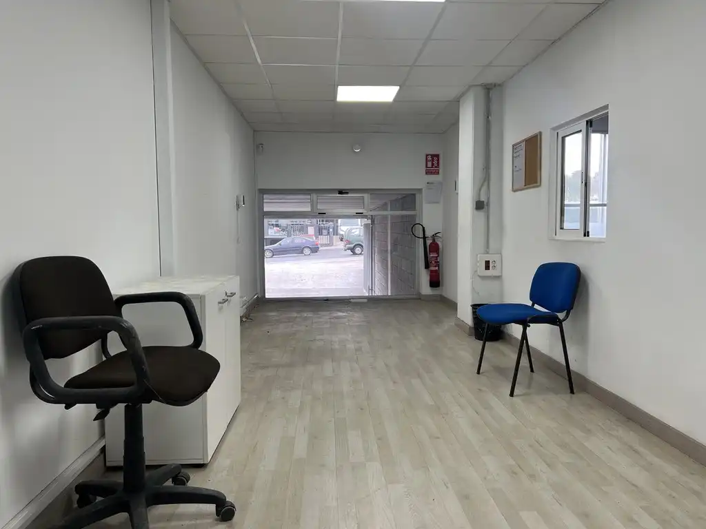 Nave industrial en venta en Santiago de Compostela 