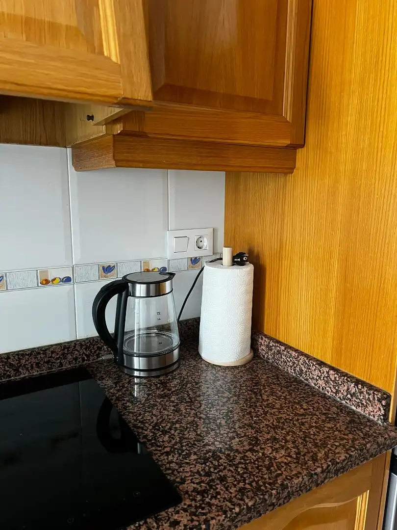 Cocina de Apartamento de alquiler en Torrevieja con Aire acondicionado, Terraza y Amueblado