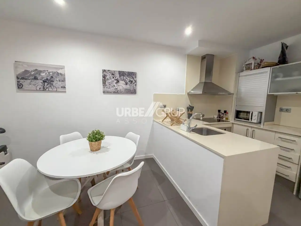 Kitchen of Flat for sale in Terrassa  with Air Conditioner, Heating and Private garden
