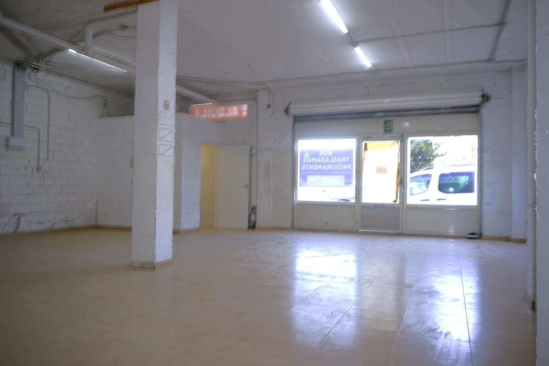 Local de alquiler en Huércal de Almería