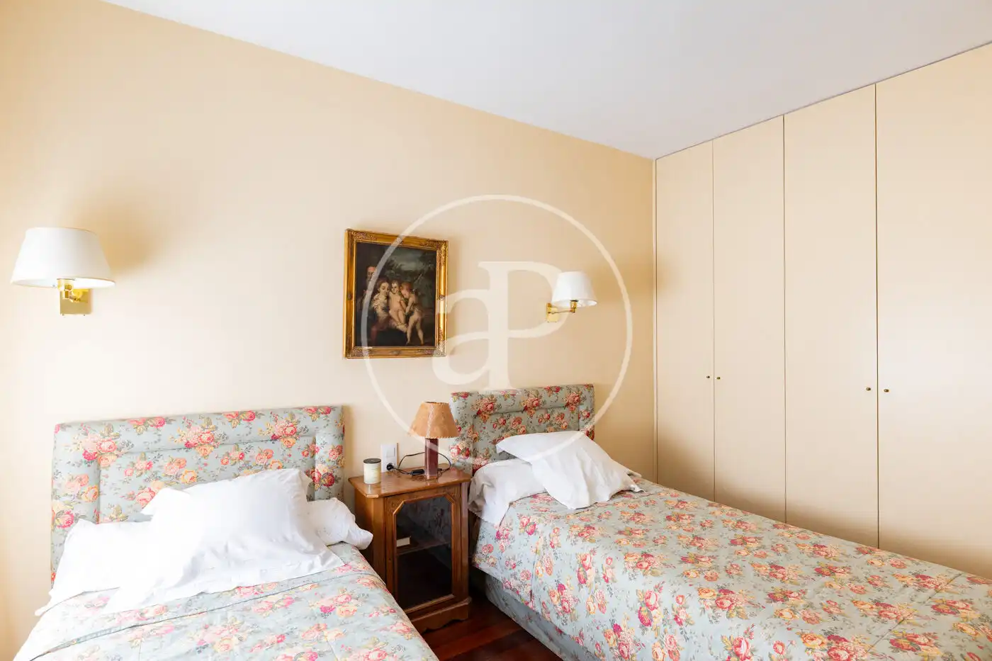 Habitación de Piso en venta en Barcelona con Aire acondicionado y Calefacción