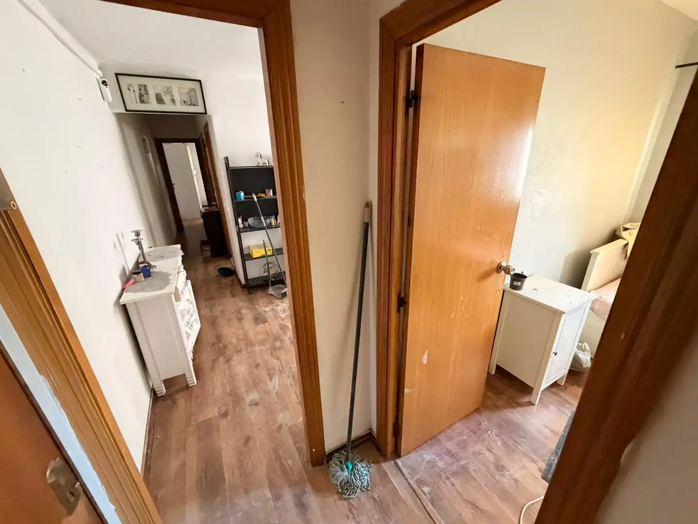 Schlafzimmer von Wohnung zum Verkauf in Barcelona mit Möbliert und Balkon