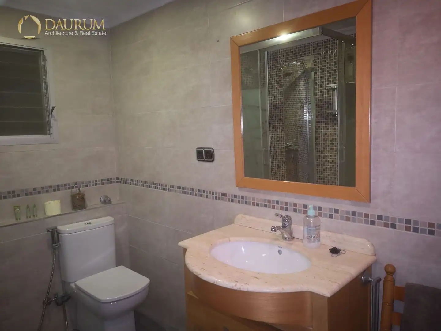 Bathroom of Flat for sale in Cheste  with Air Conditioner, Terrace and Furnished