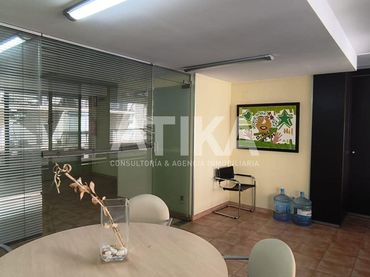 Office space with lift for sale in Sant Josep - Zona Hospital