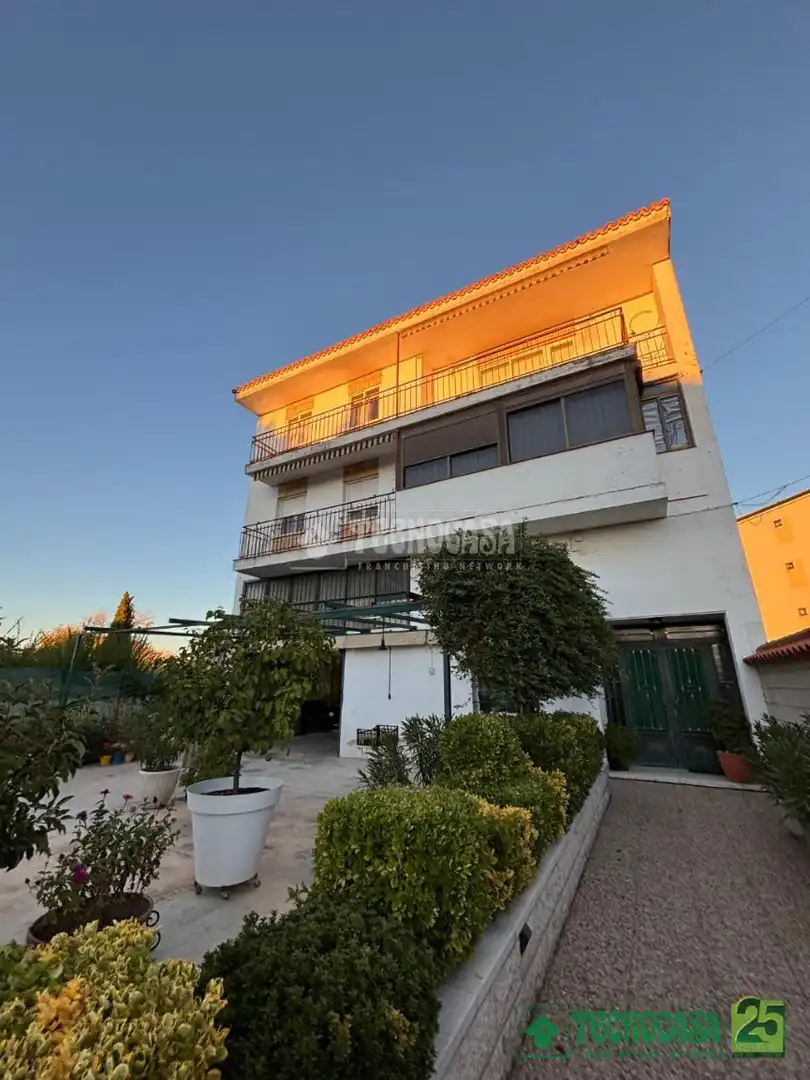 Vista exterior de Pis en venda en Campos del Paraíso amb Terrassa i Balcó