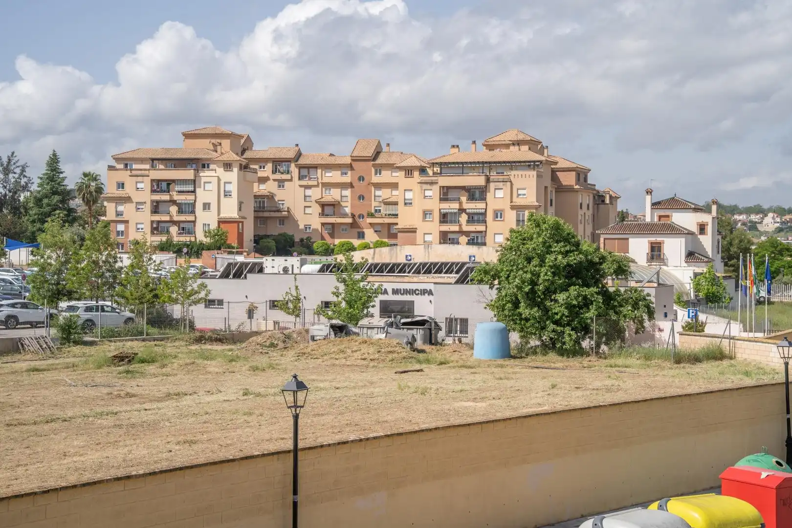 Vista exterior de Casa adosada en venta en Ogíjares con Aire acondicionado, Calefacción y Terraza
