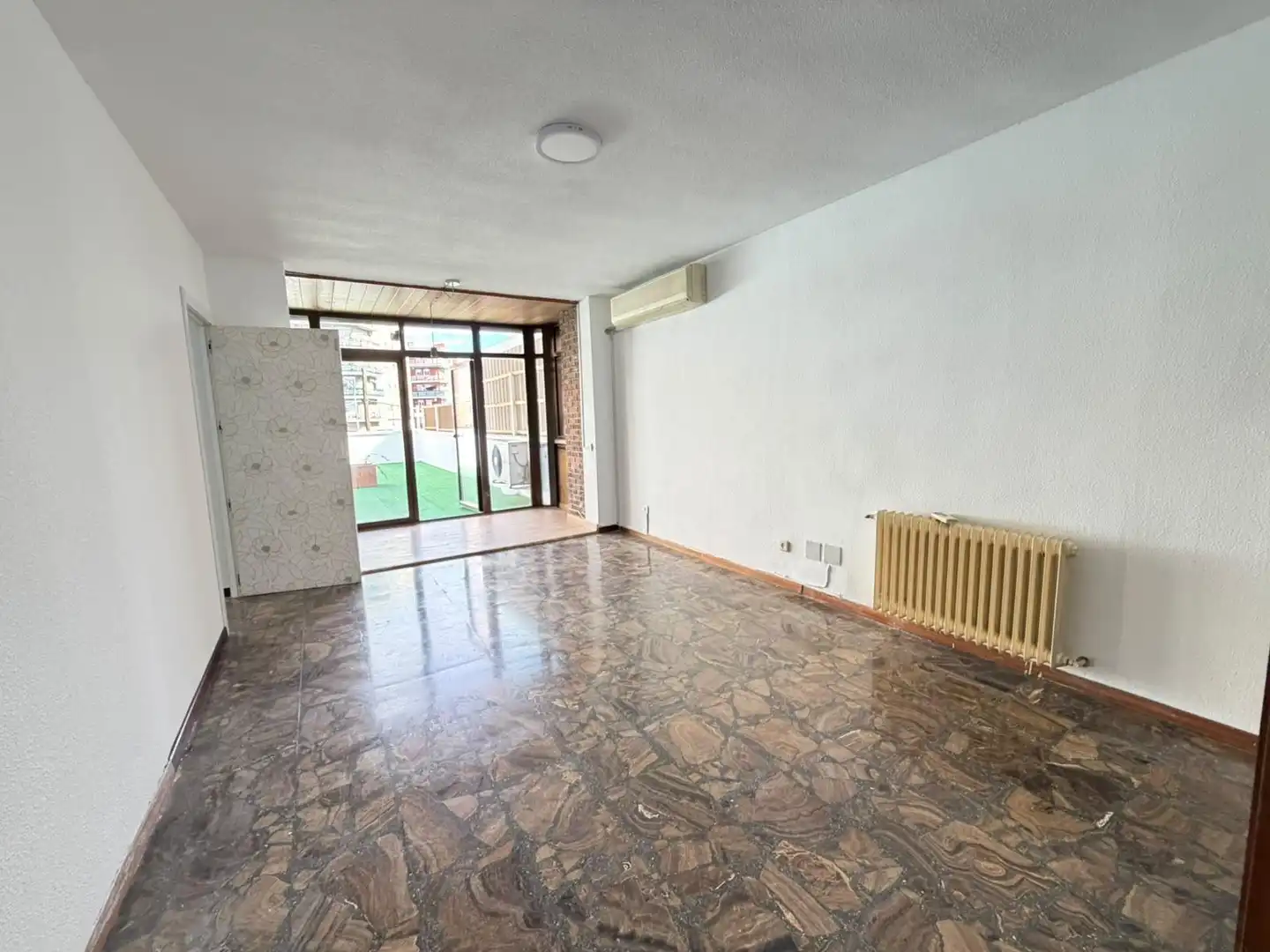 Maisonette zum Verkauf in Estación - Parque O'Donnell