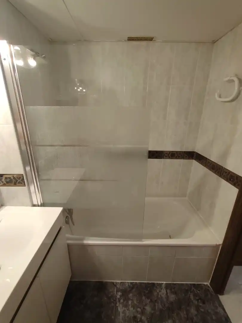 Bathroom of Flat for rent to own in Córdoba  with Air Conditioner, Heating and Terrace