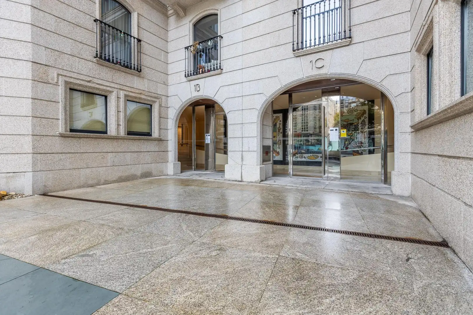 Piso en venta en A Coruña Capital  con Calefacción, Jardín privado y Trastero
