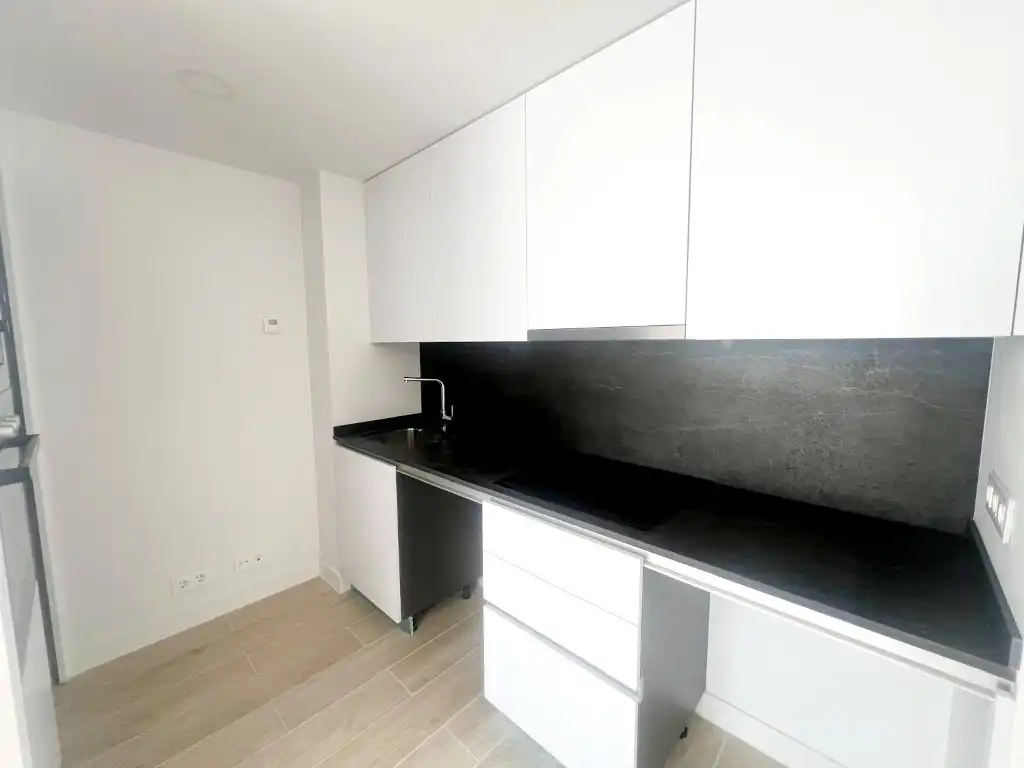 Küche von Wohnung zur Miete in Cobeña mit Klimaanlage, Heizung und Terrasse