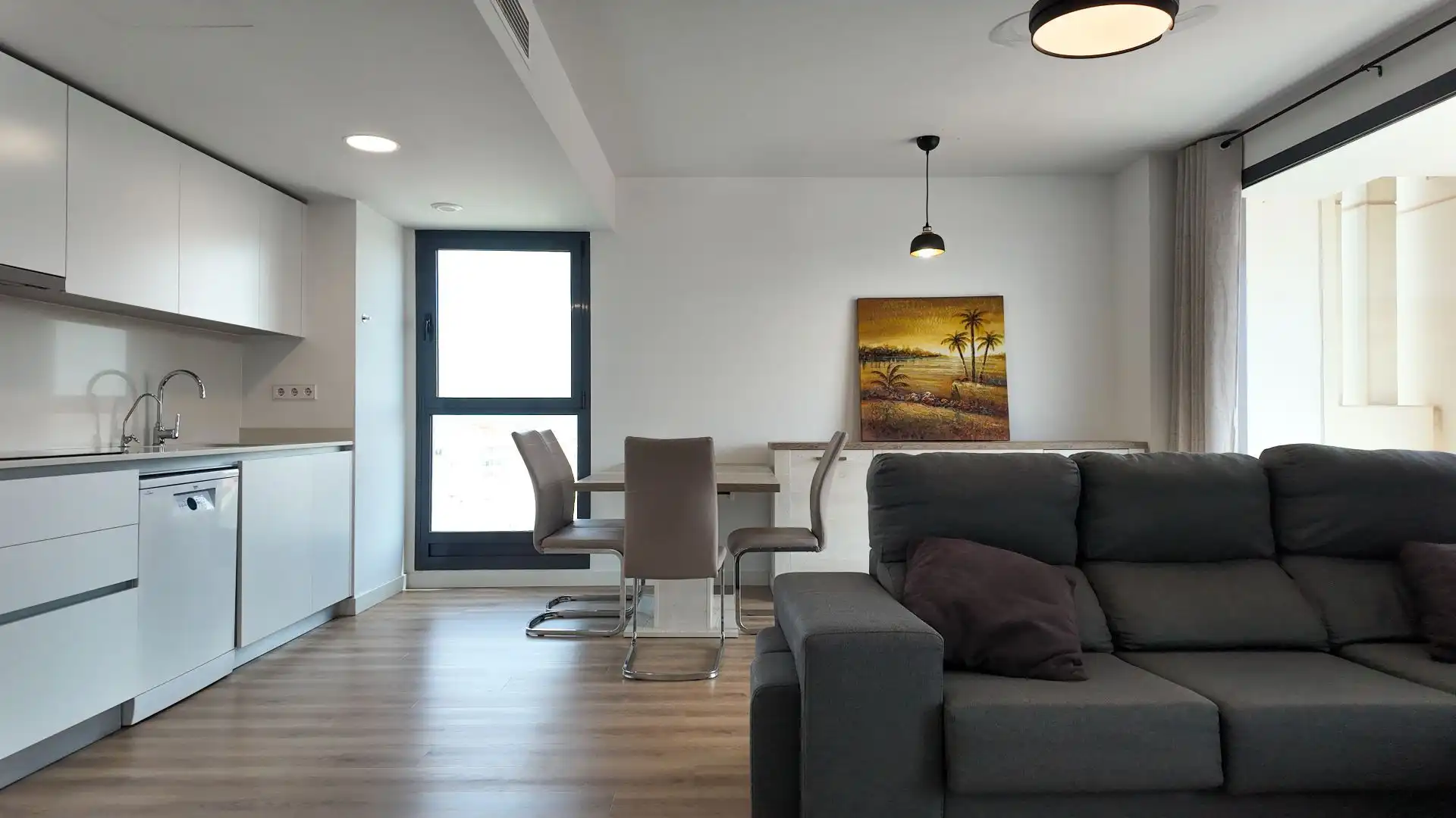 Flat for rent in Ciutat de les Ciències i de les Arts - Justicia