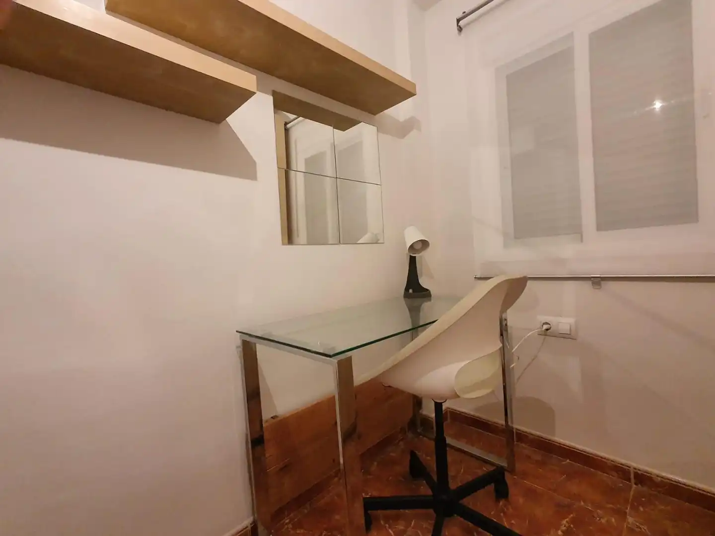 Schlafzimmer von Erdgeschoss zur Miete in Sevilla