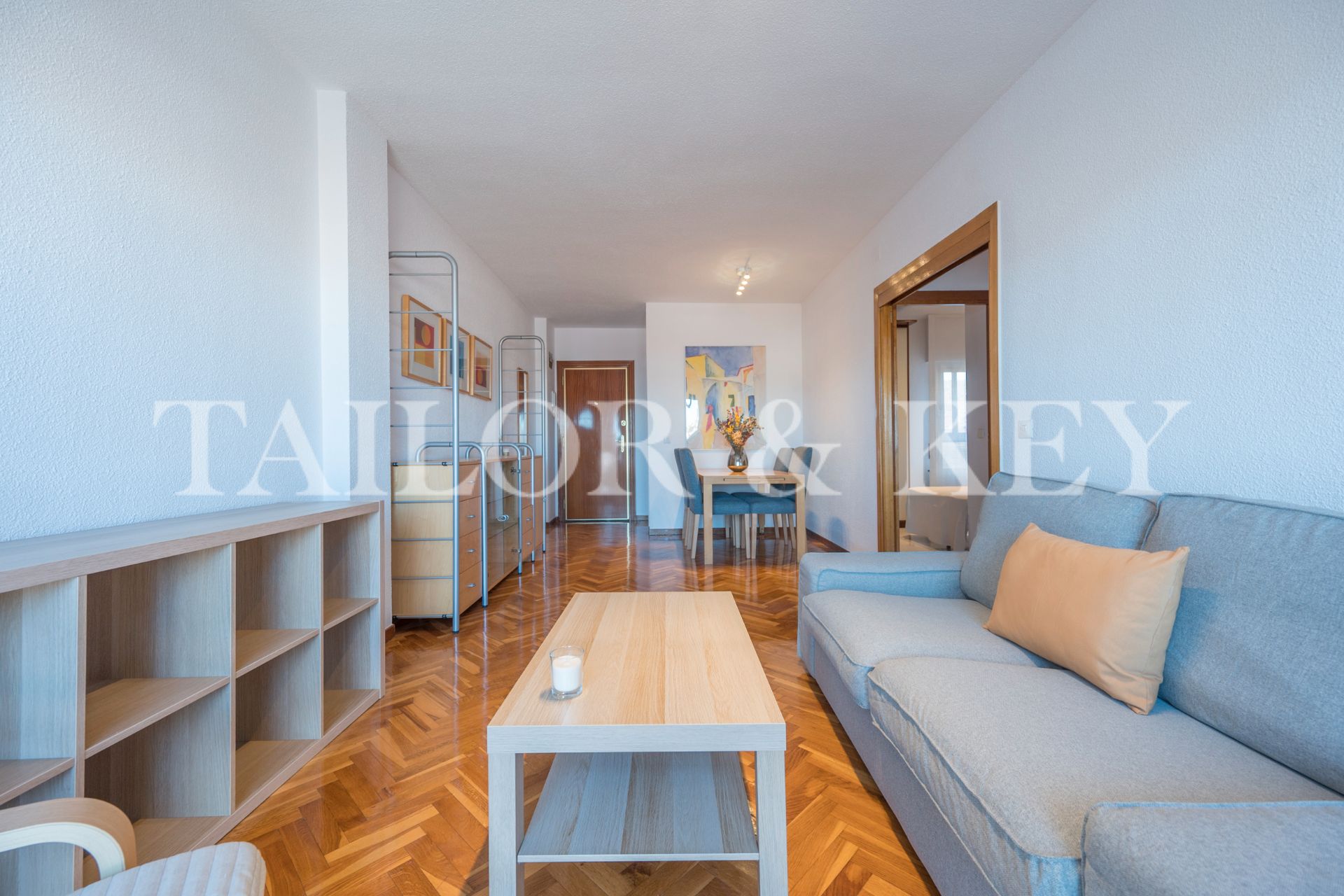 Sala de estar de Ático de alquiler en  Madrid Capital con Aire acondicionado, Terraza y Balcón