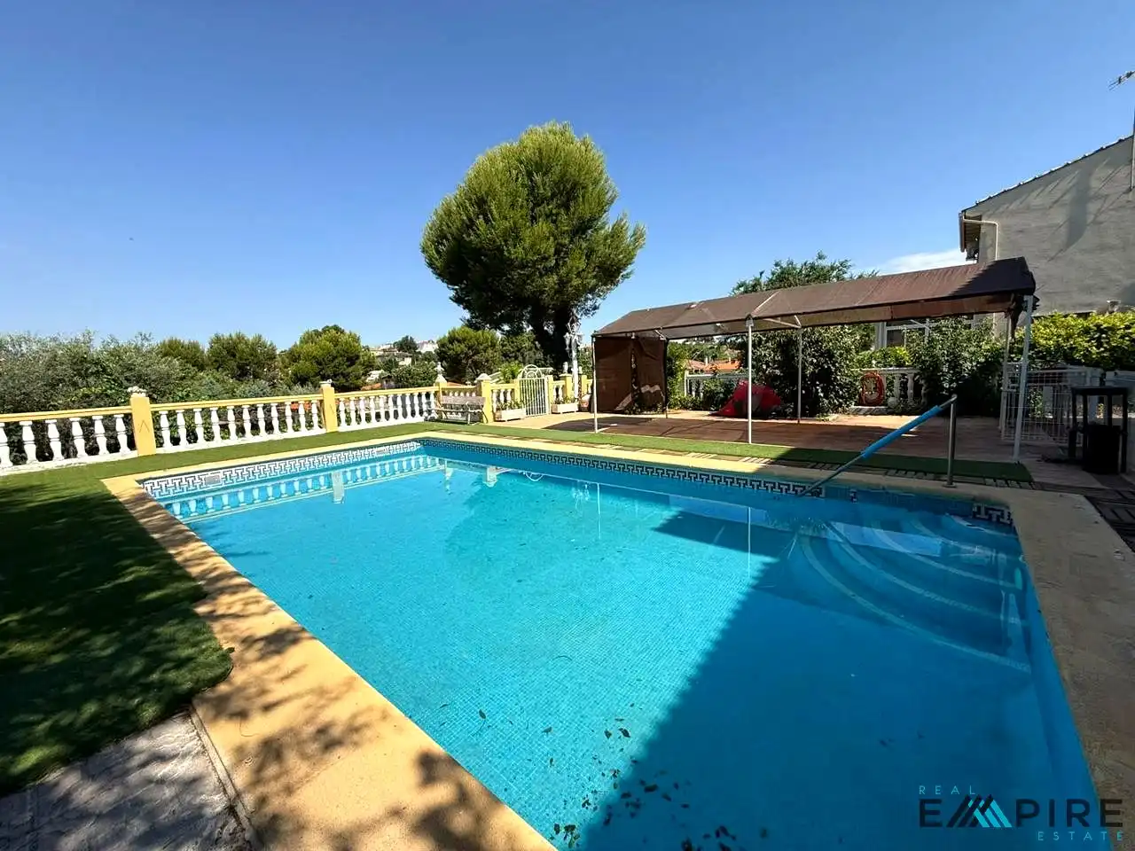 Piscina de Finca rústica en venta en Colmenar de Oreja con Calefacción, Jardín privado y Terraza