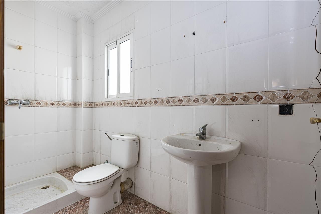 Bany de Casa adosada en venda en Ceutí amb Terrassa