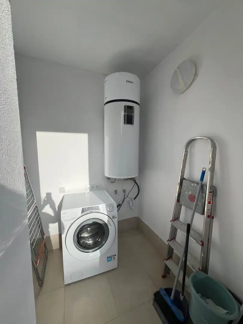 Balcony of Flat for rent in Dos Hermanas  with Air Conditioner, Heating and Private garden