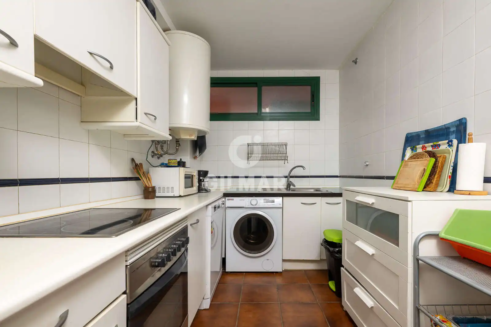 Kitchen of Flat for sale in Zahara de los Atunes  with Heating, Private garden and Storage room