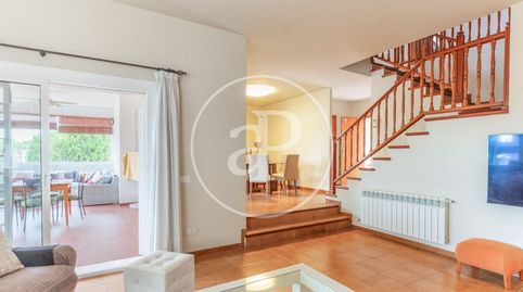 Foto 5 de Casa o xalet de lloguer a C. Xiprers, San Antonio de Benagéber, Valencia