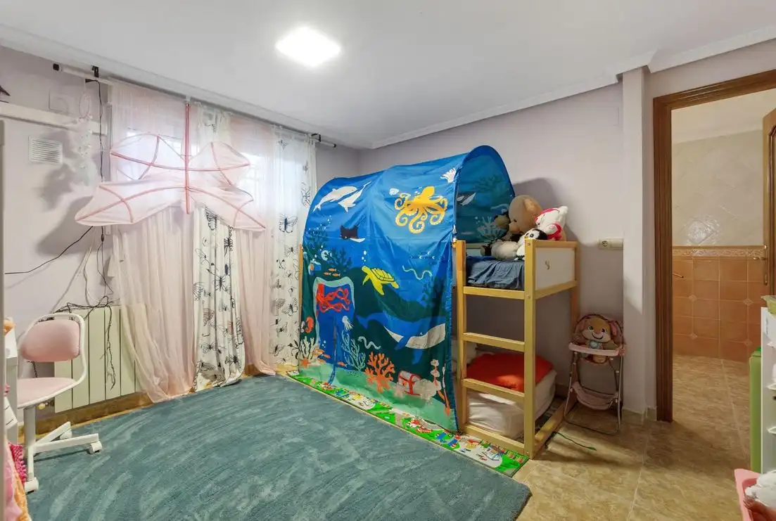 Chalet con piscina en venta en Los Balcones - Los Altos, imagen 17