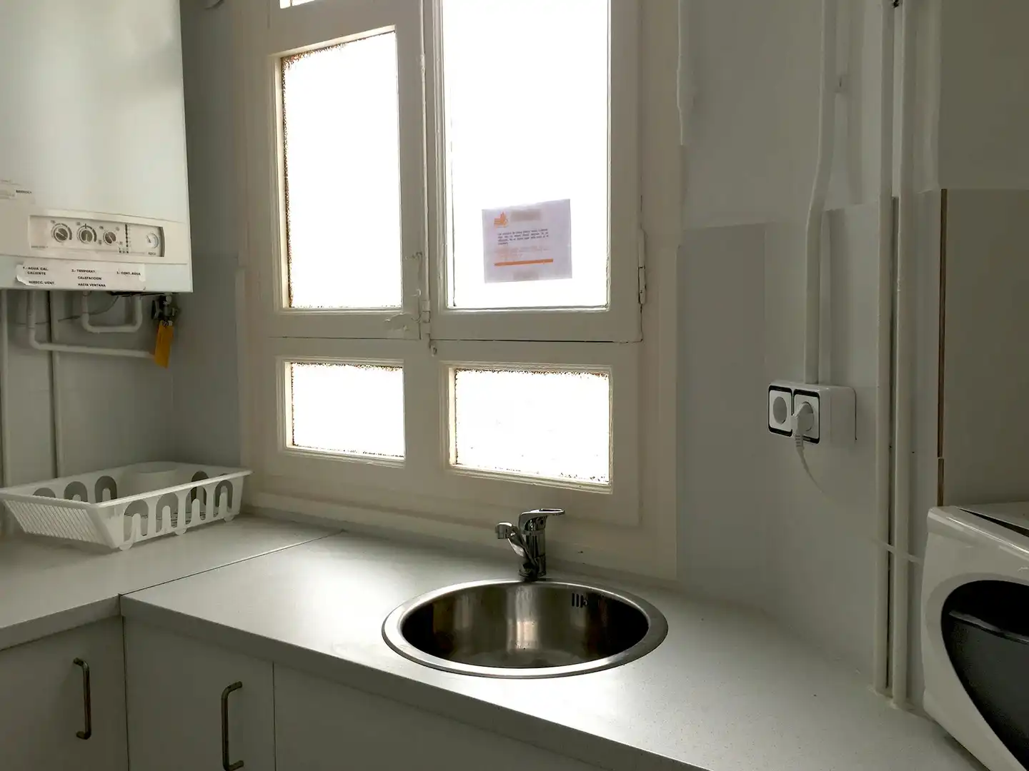 Cocina de Piso para compartir en Barcelona con Calefacción, Amueblado y Lavadora