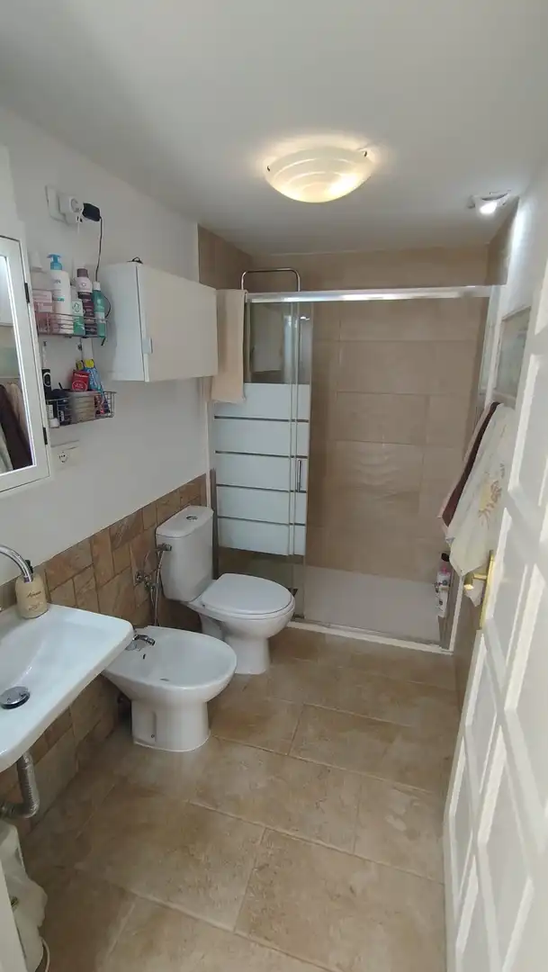 Baño de Apartamento en venta en Antigua con Terraza y Amueblado