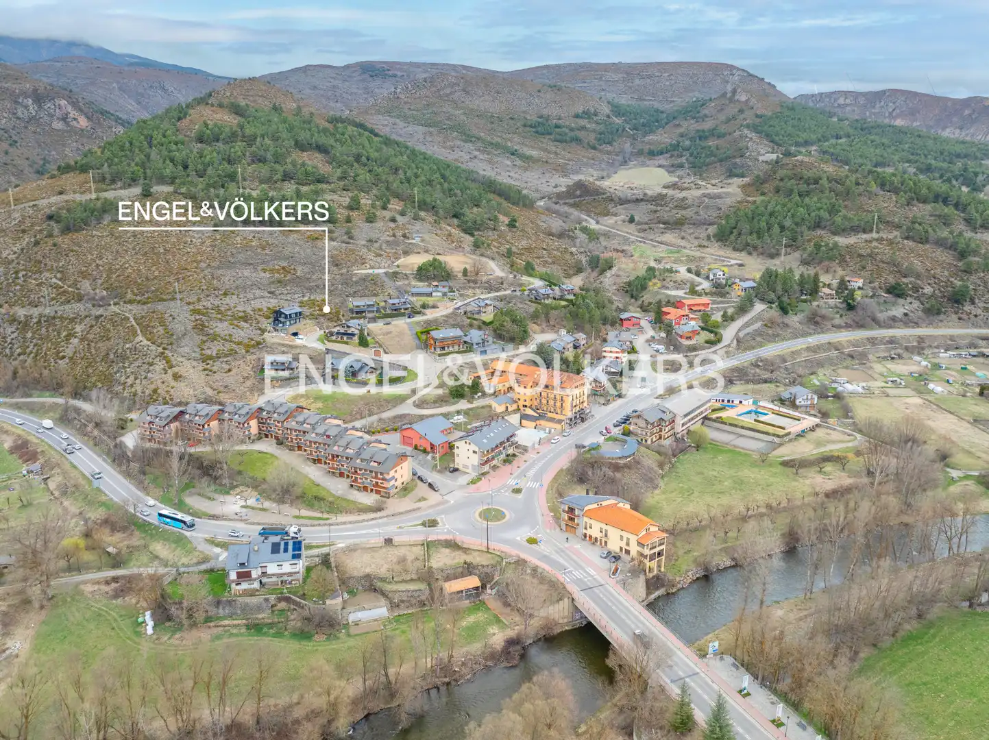 Exterior view of Residential for sale in Bellver de Cerdanya