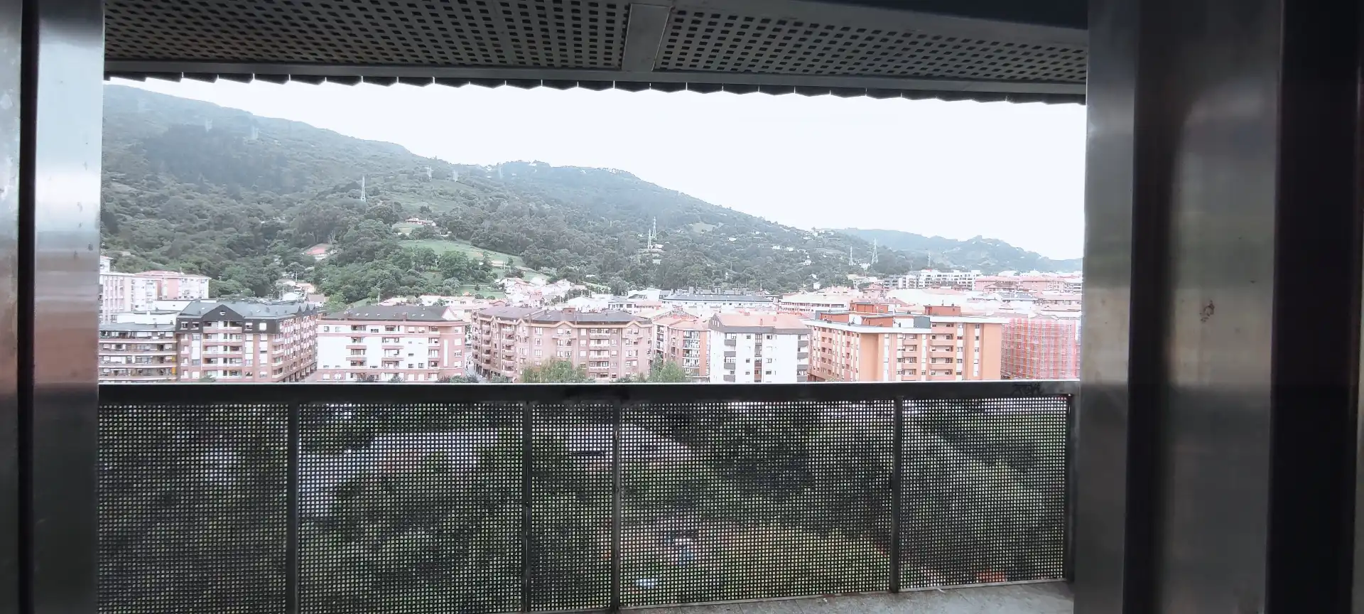 Terraza de Piso en venta en Valle de Trápaga-Trapagaran con Calefacción, Amueblado y Balcón
