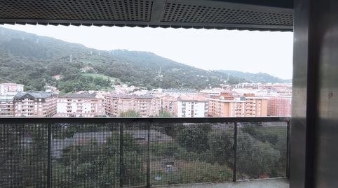 Foto 3 de Piso en venta en Valle de Trápaga-Trapagaran, Bizkaia