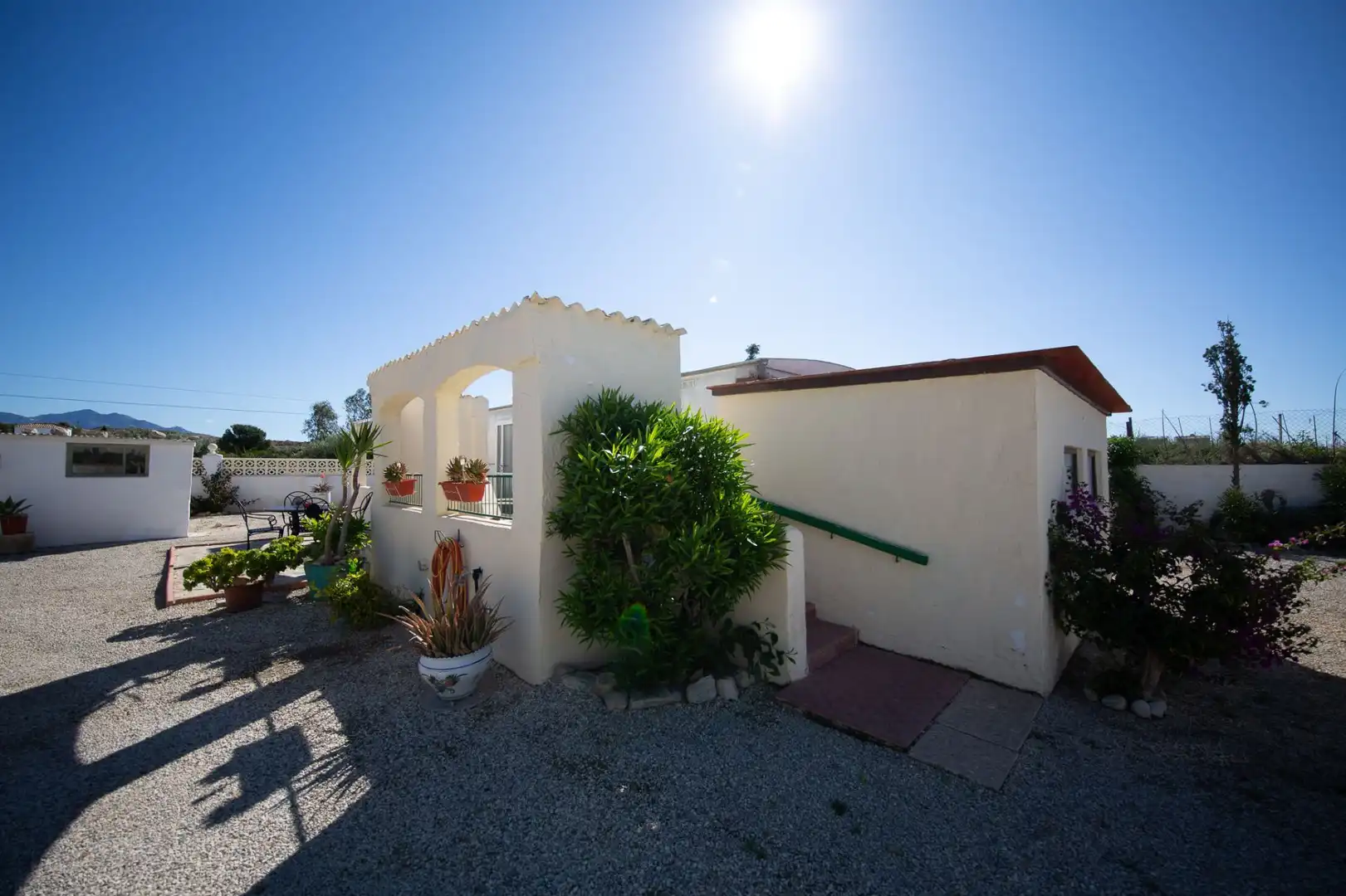 Vista exterior de Casa o xalet en venda en Mutxamel amb Aire condicionat, Calefacció i Jardí privat