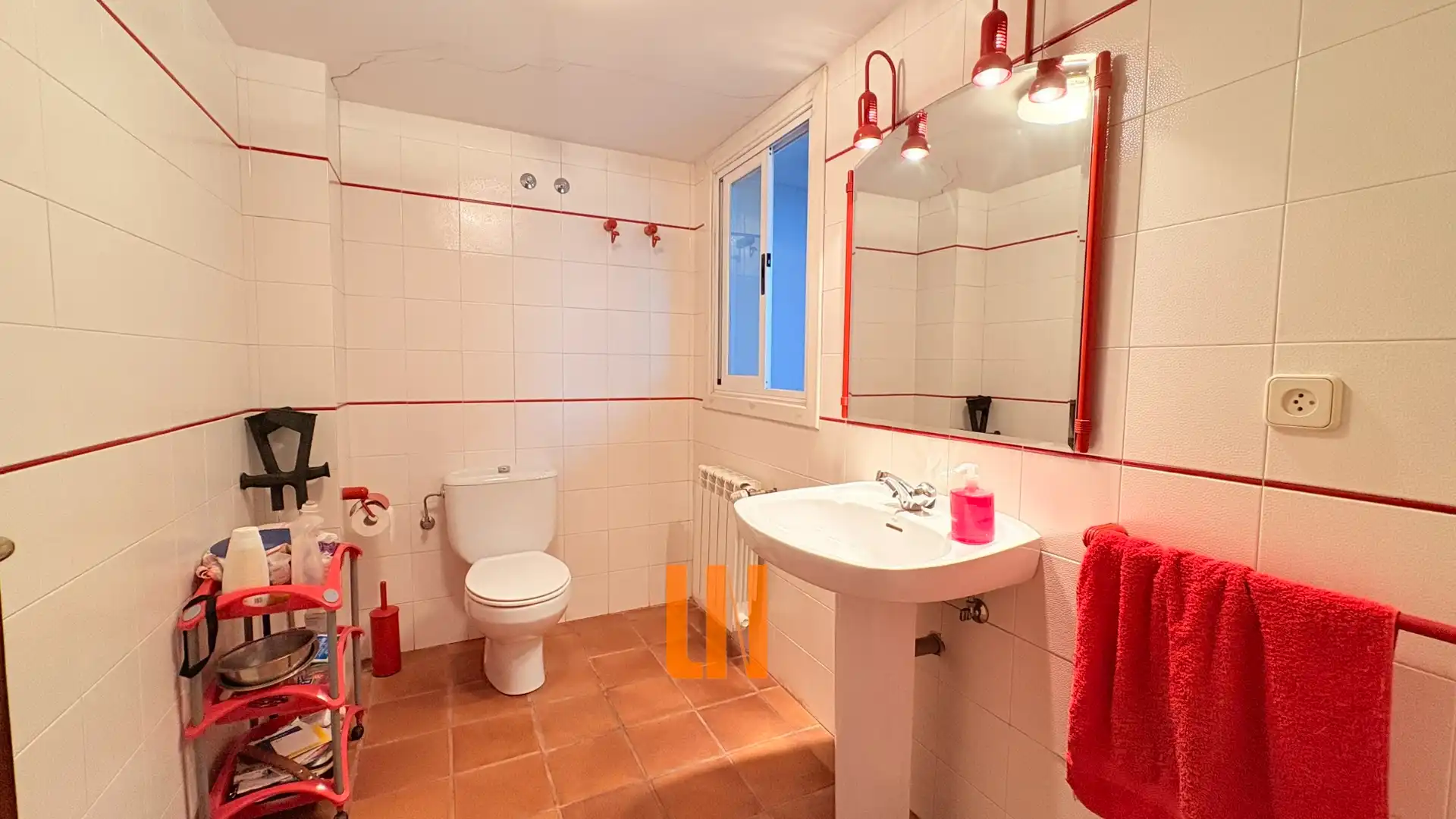 Bany de Casa o xalet en venda en A Coruña Capital  amb Calefacció, Parquet i Terrassa