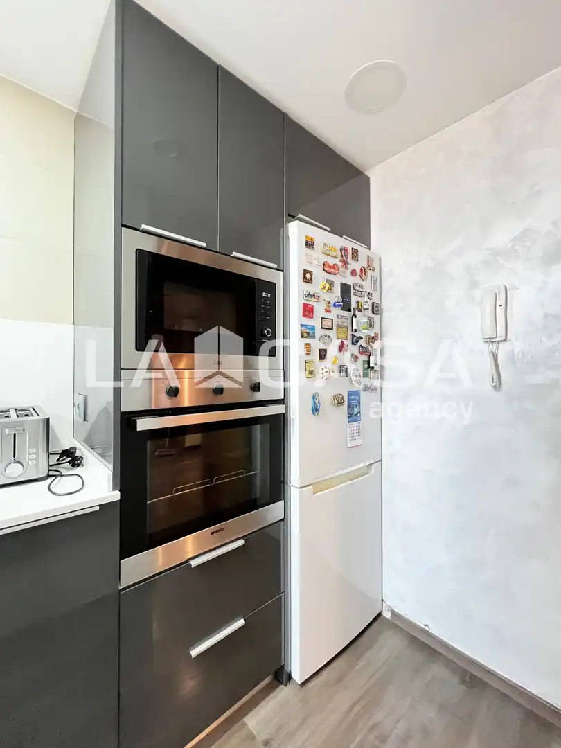 Cocina de Piso en venta en Badalona con Calefacción