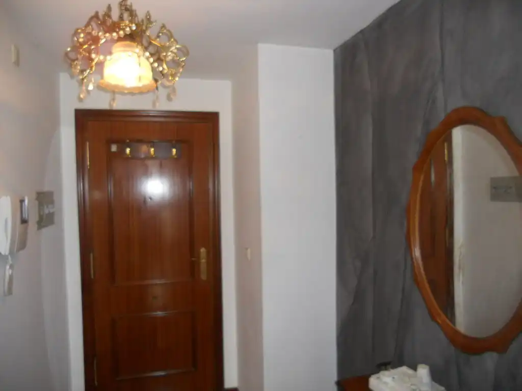Piso en venta en Ames con Calefacción, Trastero y Amueblado