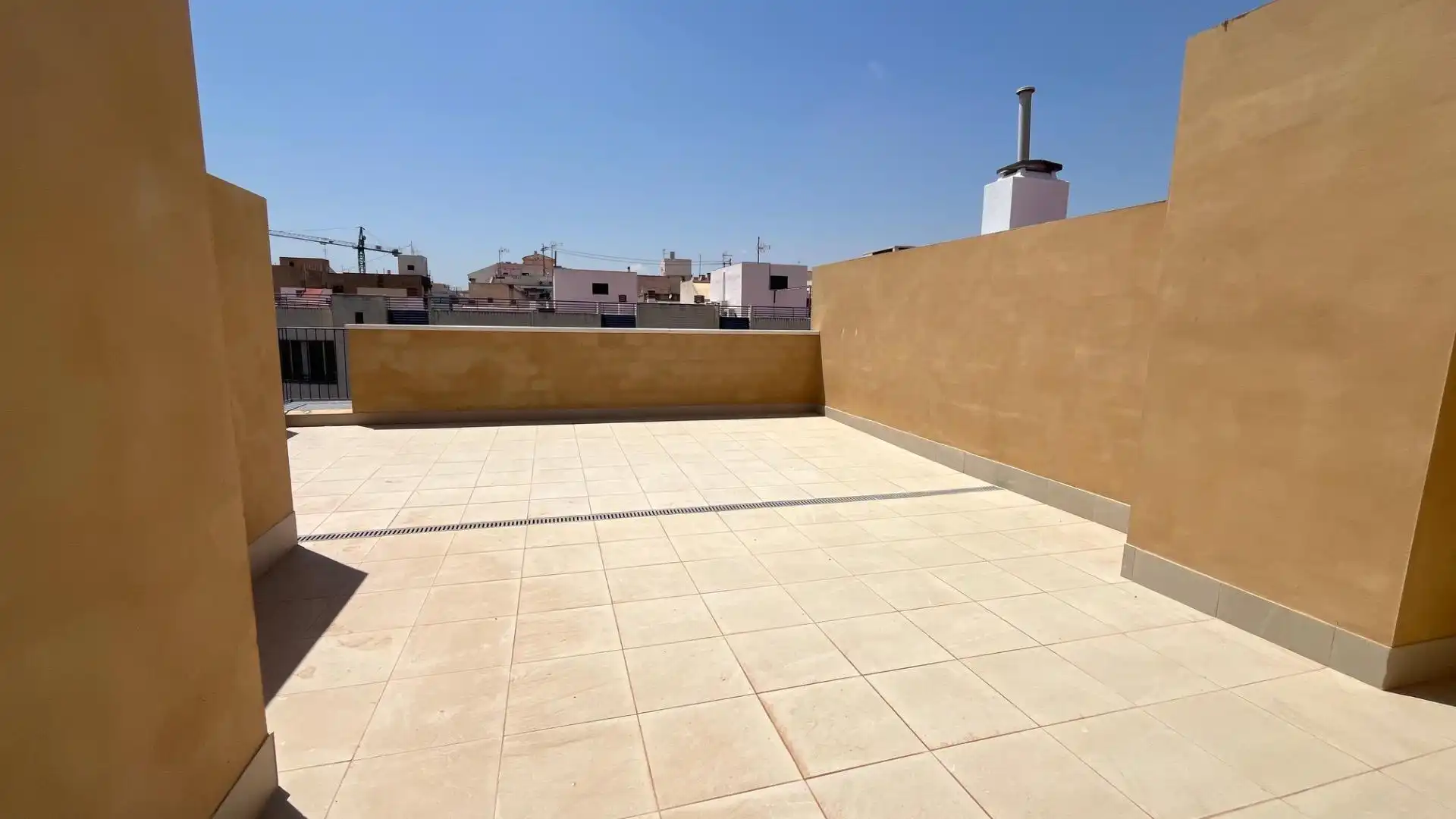 Terraza de Ático de alquiler en Alicante / Alacant con Aire acondicionado y Terraza