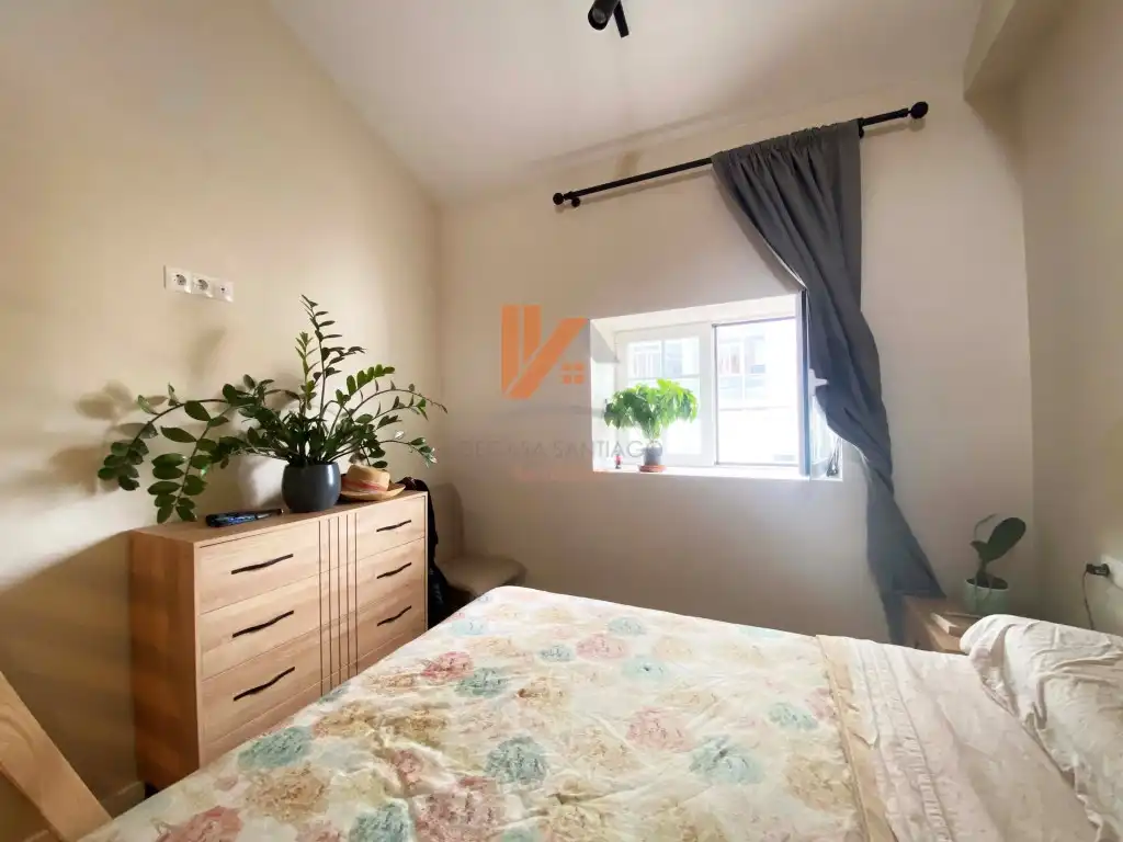 Habitación de Apartamento en venta en Santiago de Compostela 