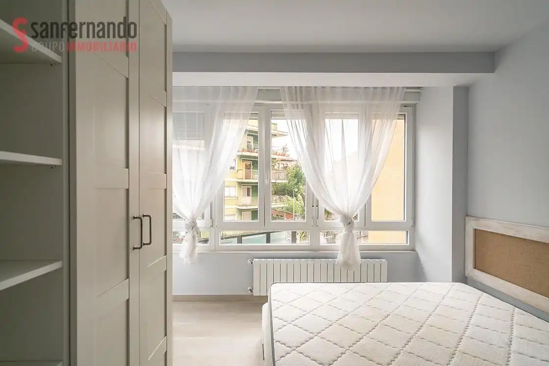 Appartamento con terrazza in vendita a Calle de la Llama, imagen 9