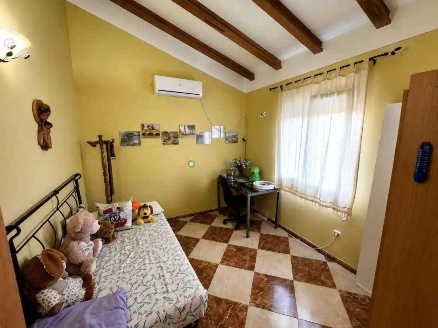 Wohnzimmer von Haus oder Chalet zum Verkauf in Benigànim mit Klimaanlage, Privatgarten und Terrasse