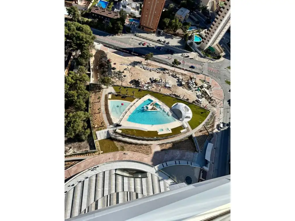Piscina de Piso en venta en Benidorm
