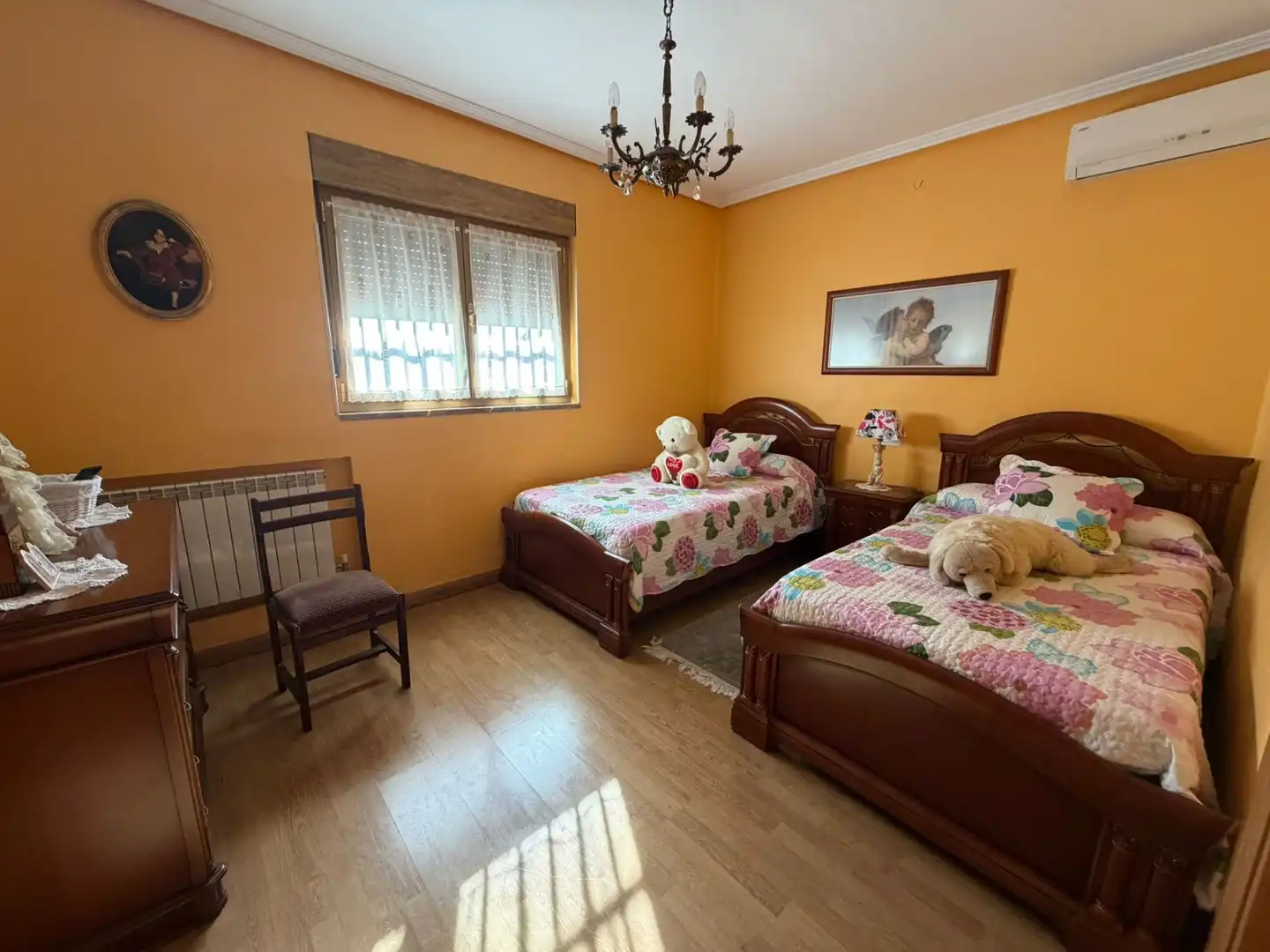 Dormitori de Casa o xalet en venda en Marcilla amb Aire condicionat, Calefacció i Jardí privat