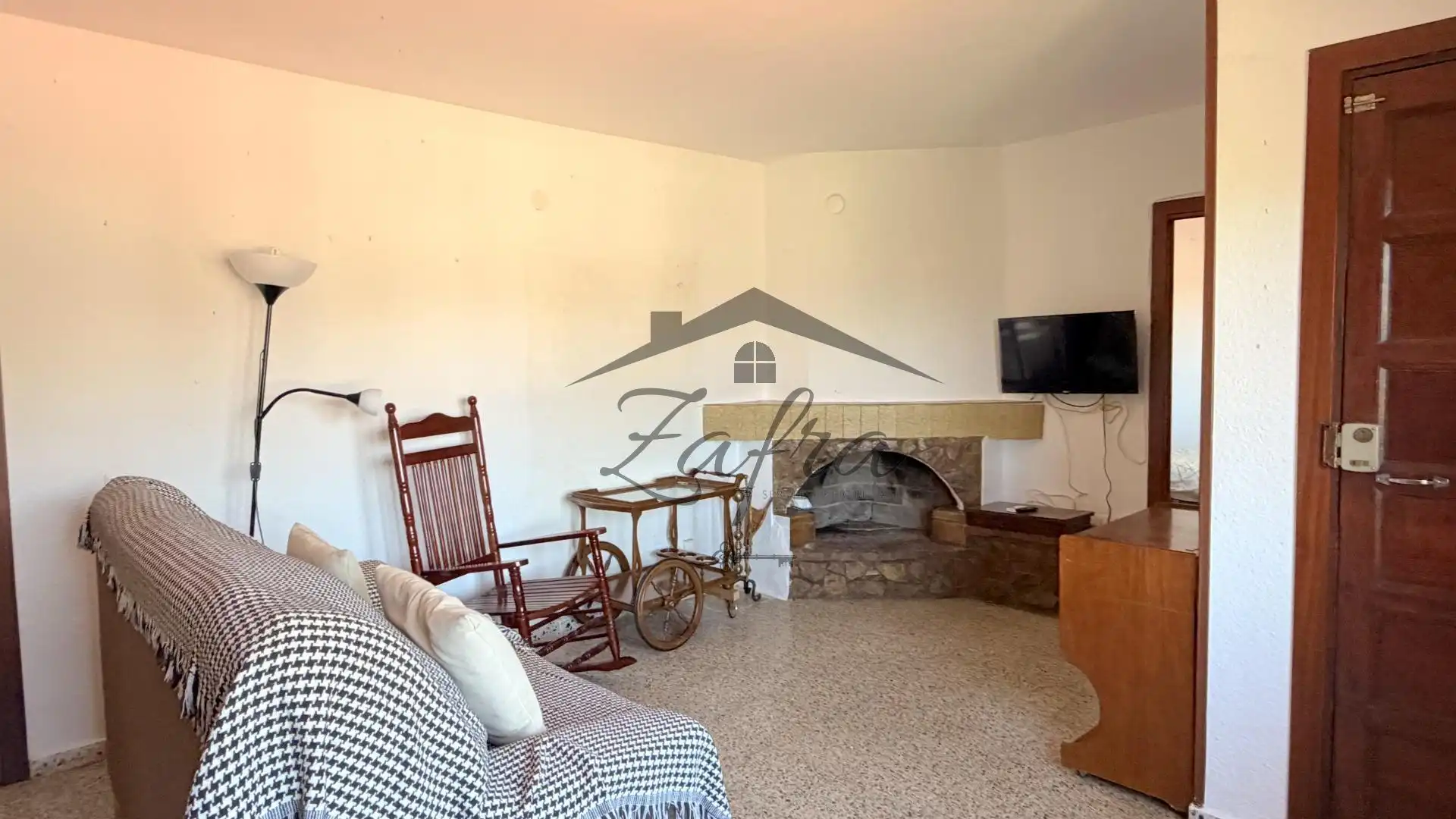 Sala de estar de Casa o chalet en venta en Maçanet de la Selva con Aire acondicionado, Calefacción y Jardín privado